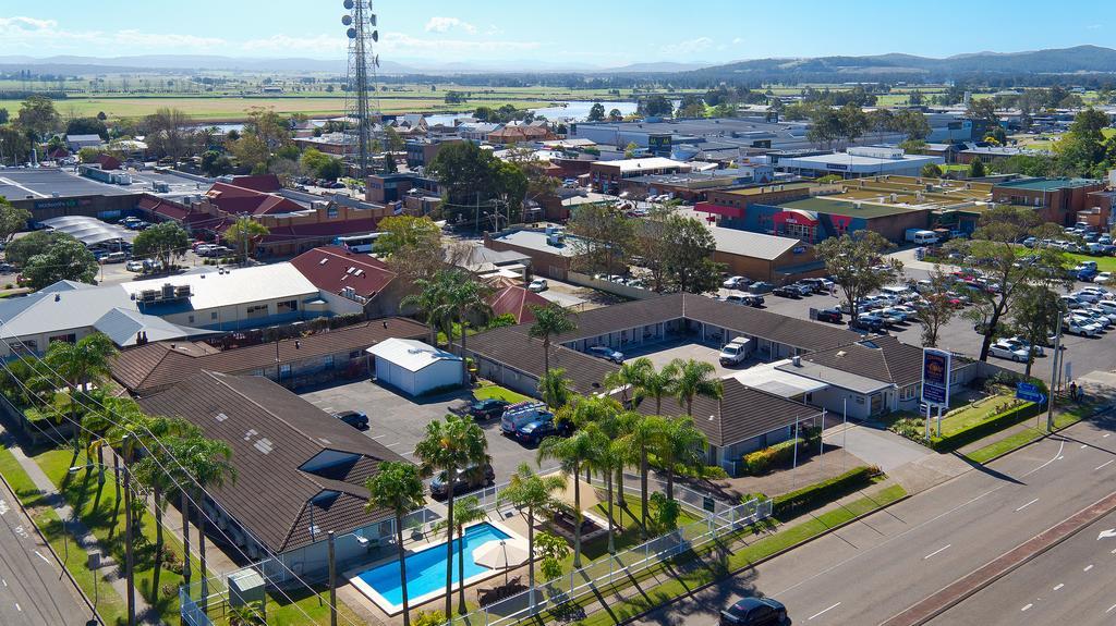 Colonial Terrace Motor Inn Raymond Terrace Exteriér fotografie