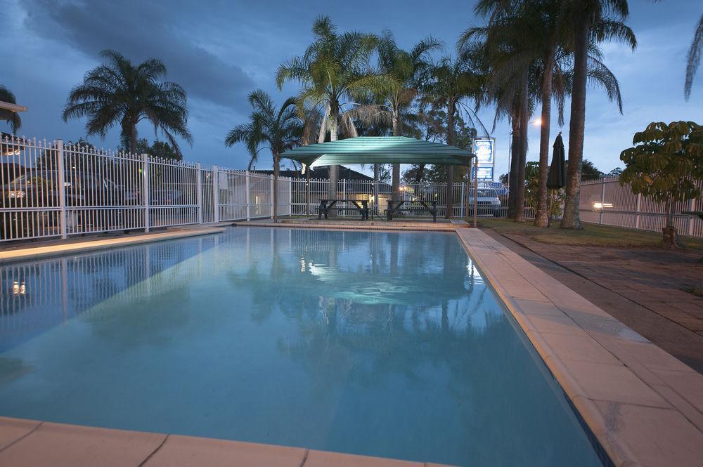 Colonial Terrace Motor Inn Raymond Terrace Exteriér fotografie