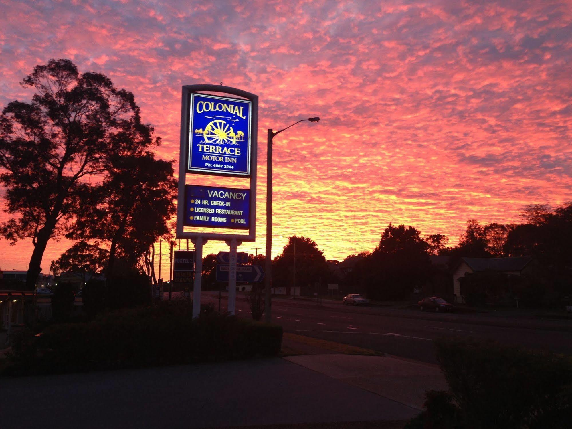 Colonial Terrace Motor Inn Raymond Terrace Exteriér fotografie